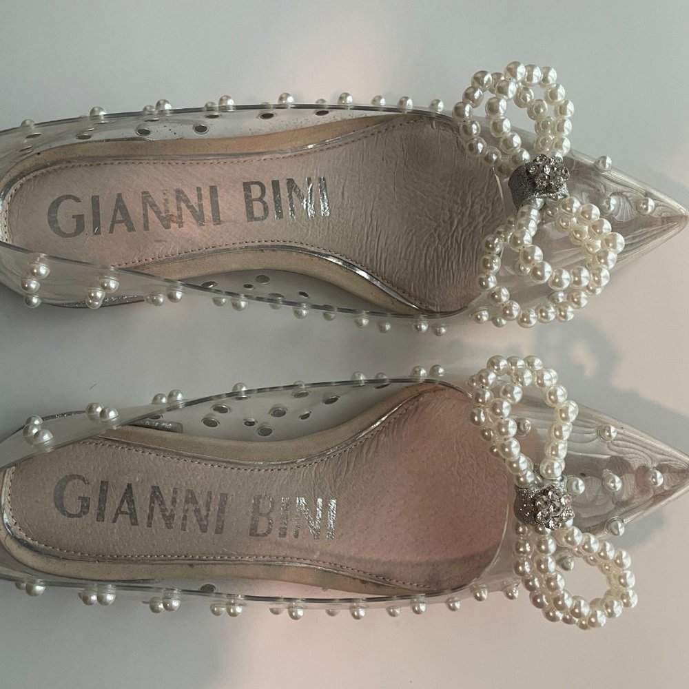 Gianni Bini Clear Flats with pearls